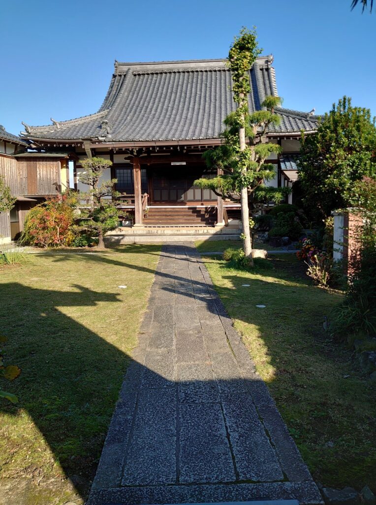 「お彼岸です！　一石五輪塔を建てました!!　近江八幡市長田町　永福寺」