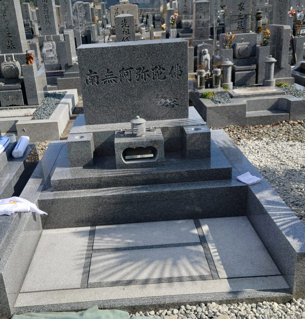 「墓石のお客様と彫刻のお客様の所に行って来ました！」