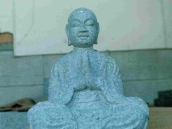合掌地蔵  修業時代の作です。